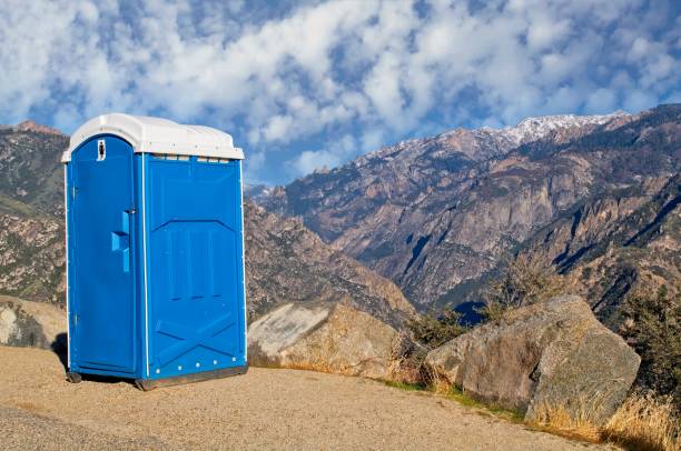 Best Construction site porta potty rental  in Holcom, KS